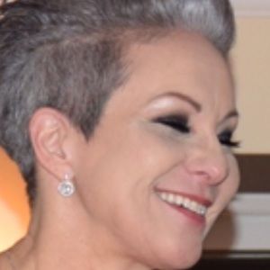 Meet your Posher, Leslie